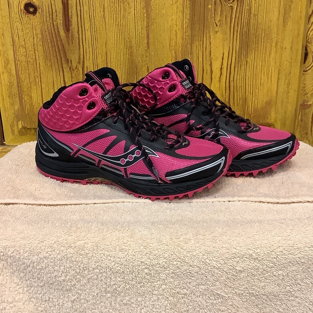 Saucony Women's Athletic Shoes in Pink and Black